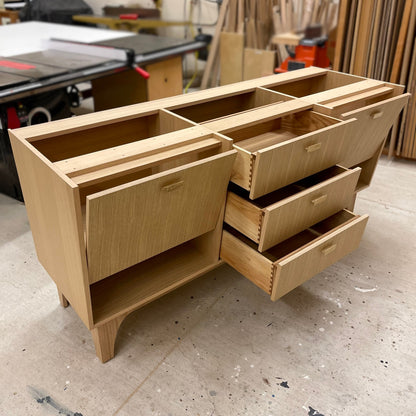 Barker Vanity In White Oak