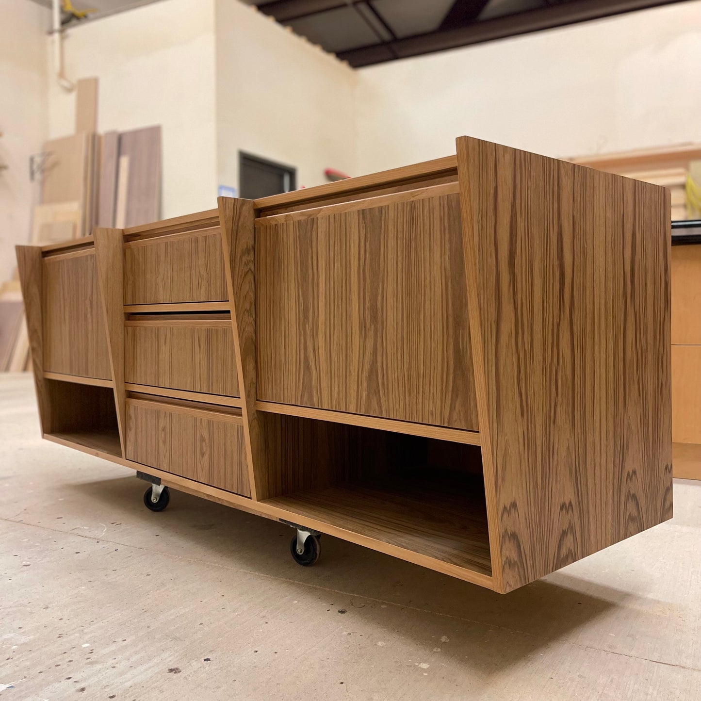 Barker Vanity In Teak